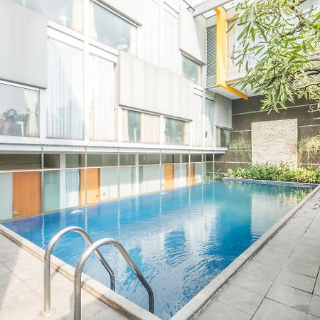 Capital O 874 Hotel Nyland Pasteur Bandung Exterior photo