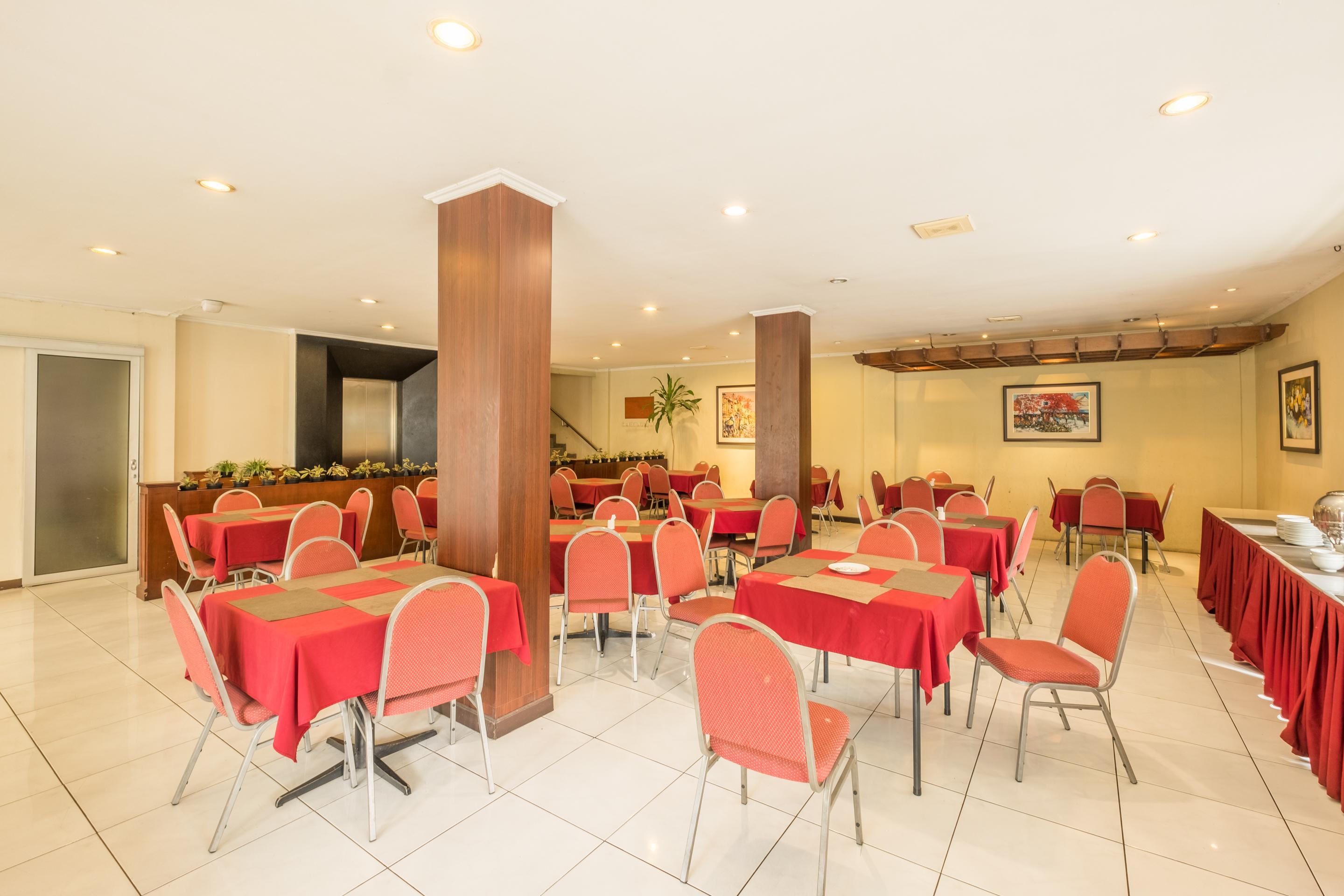 Capital O 874 Hotel Nyland Pasteur Bandung Exterior photo